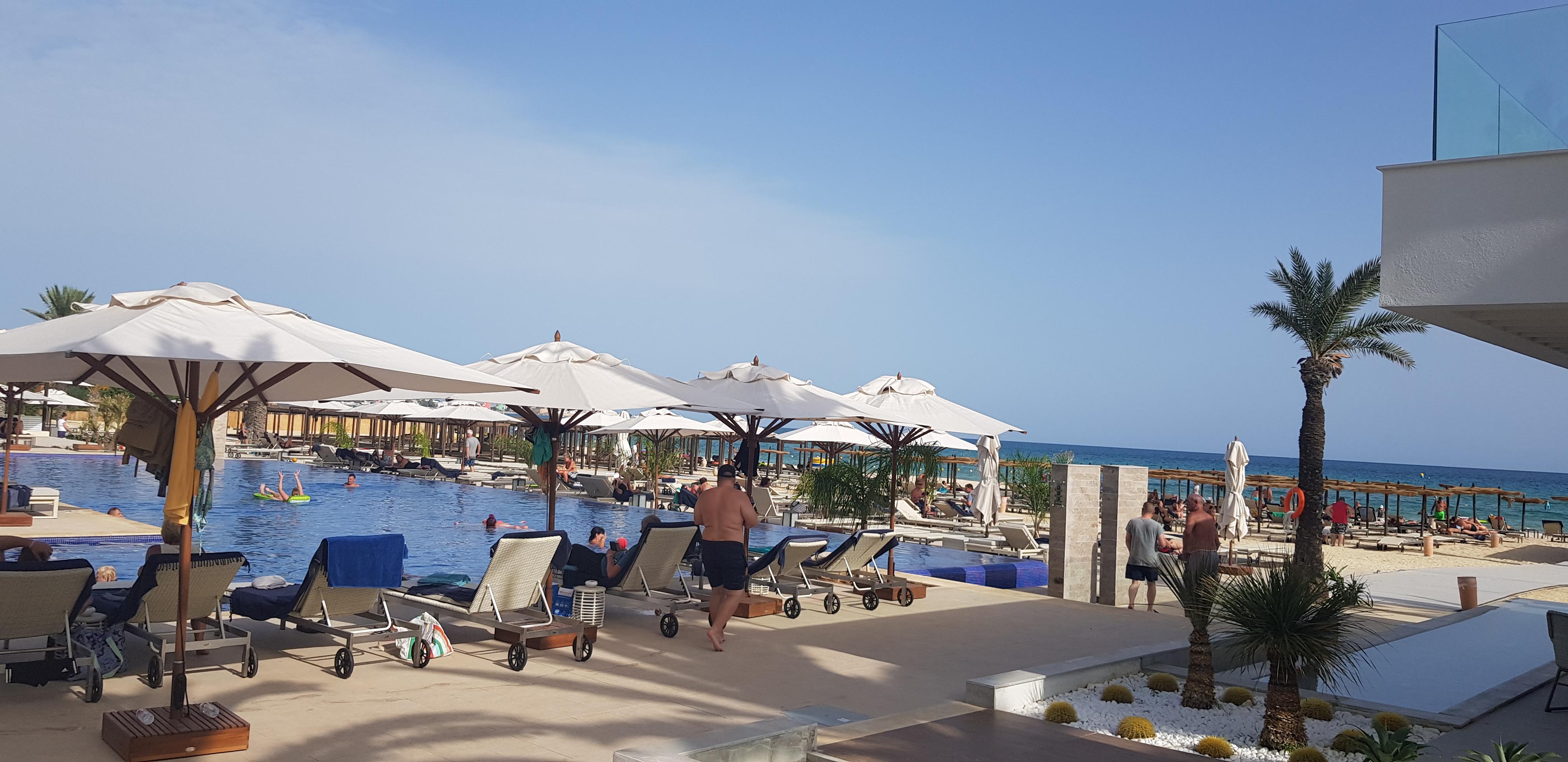 Les Orangers Garden And Ultra Hotel